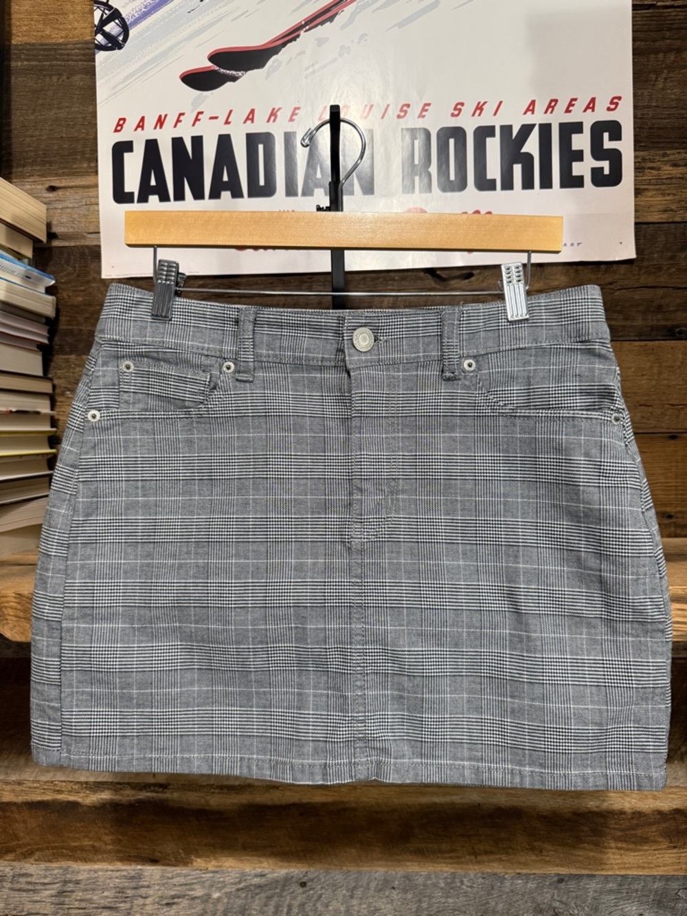 American Eagle Outfitters Black and White Plaid Mini Skirt